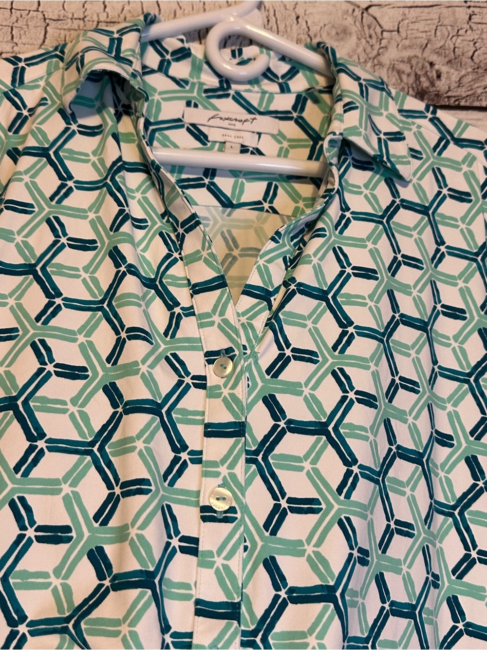 Foxcroft NYC Easy Care Geometric Print Button Front Shirt Large - Picture 4 of 6
